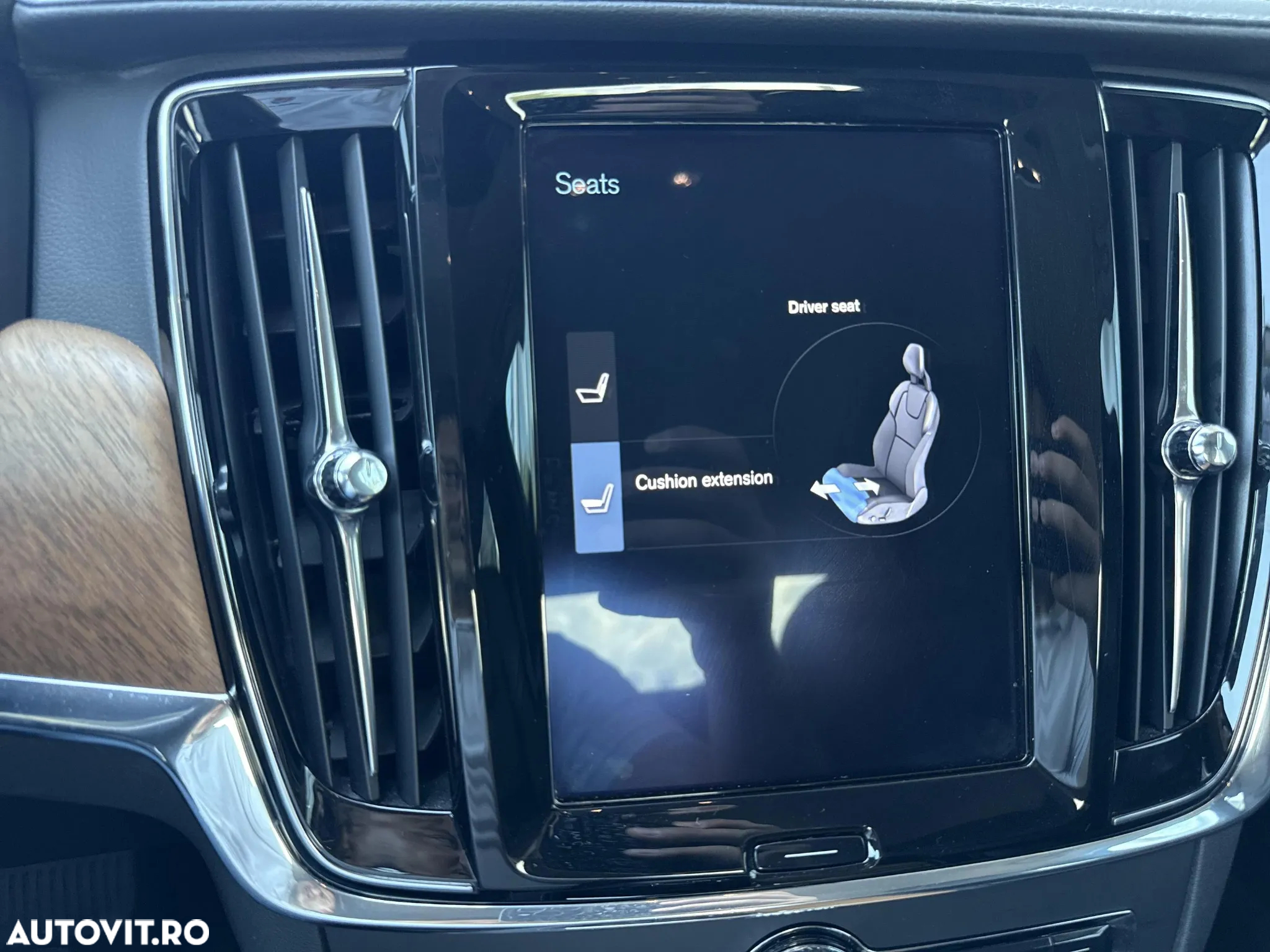 Volvo S90 D4 Inscription - 30
