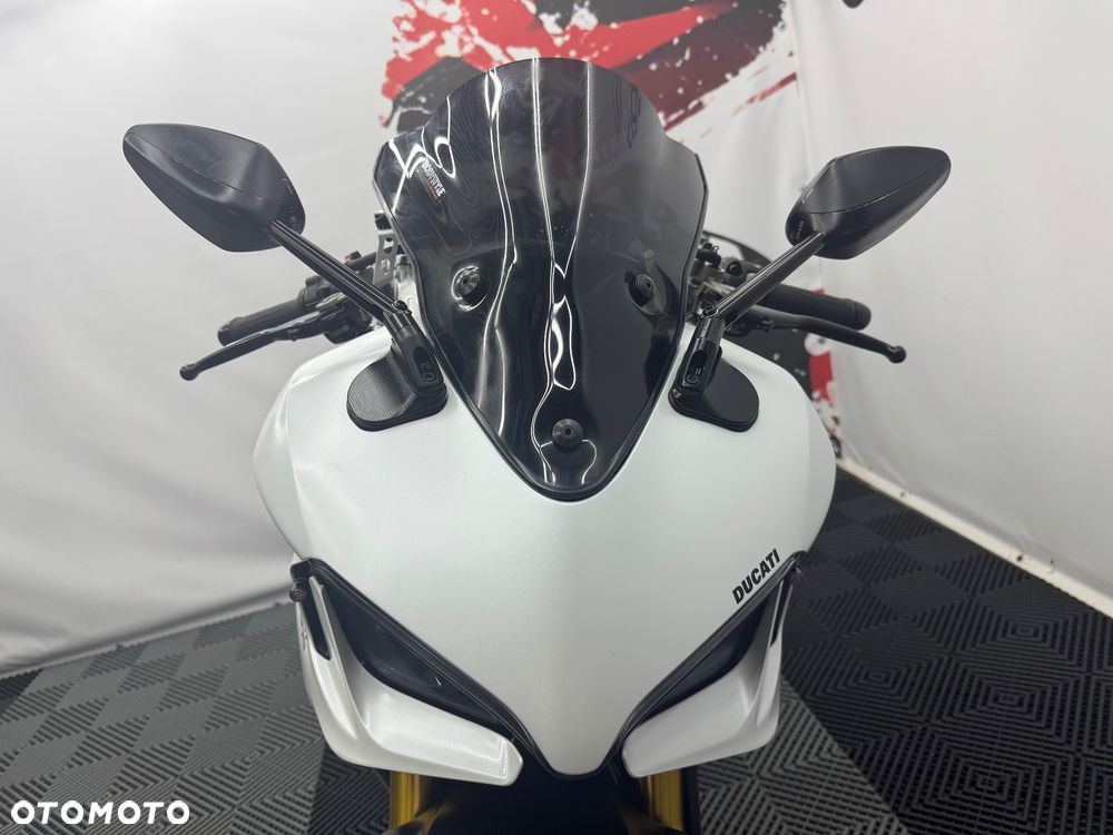 Ducati SuperSport - 39