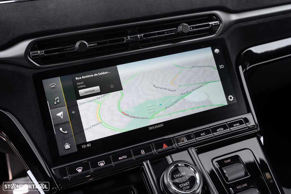 Aston Martin Vantage Coupe - 21