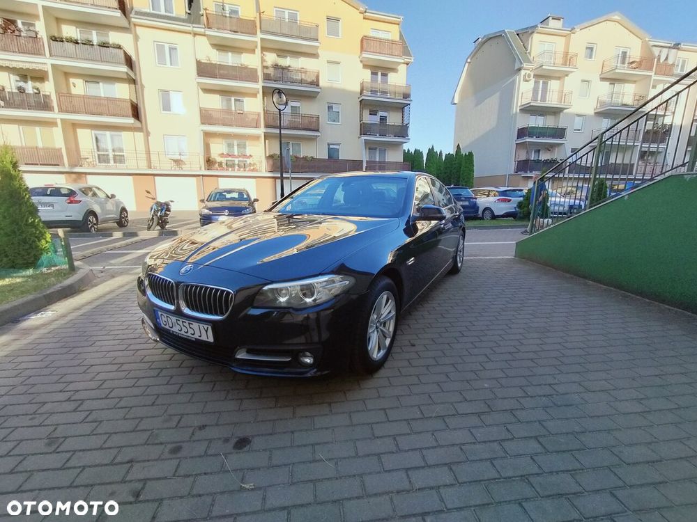 BMW Seria 5 520d xDrive - 3