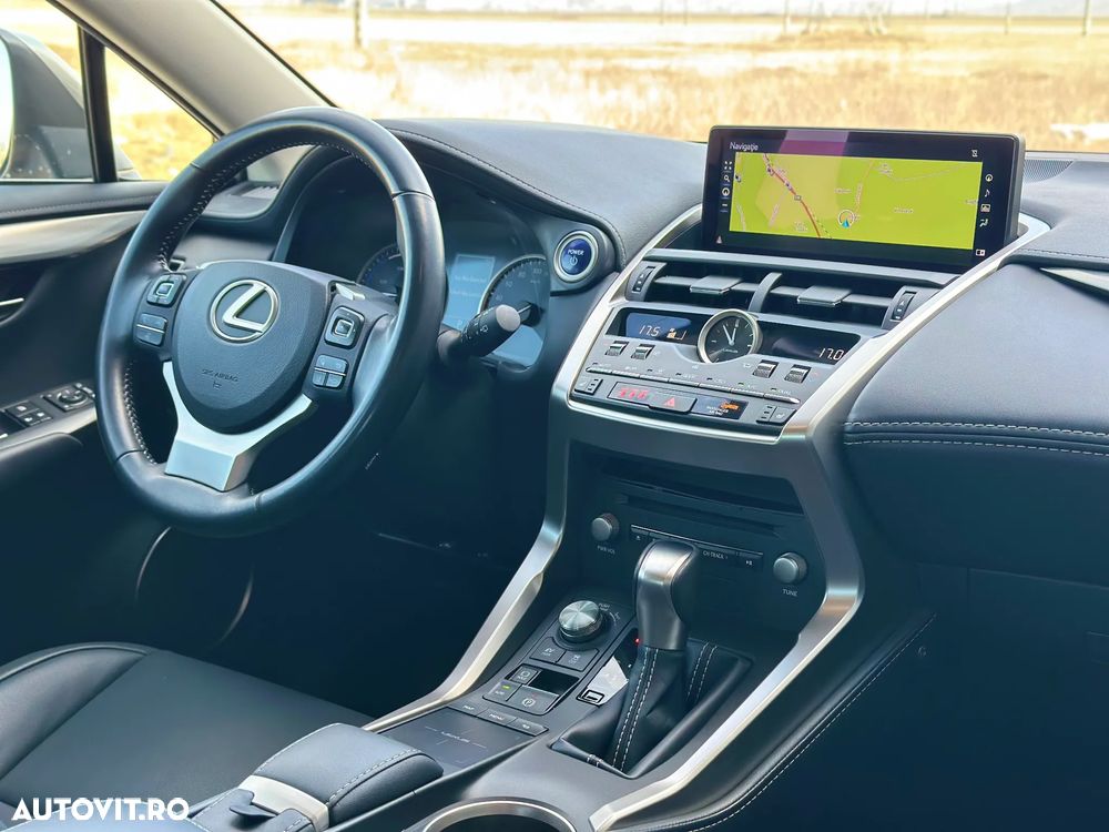 Lexus Seria NX 300h AWD Executive Plus - 2