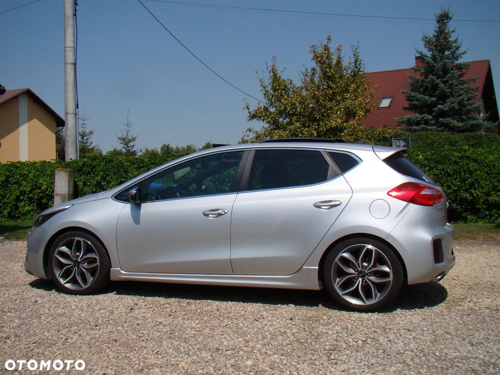 Kia Ceed 1.6 T-GDI GT - 10