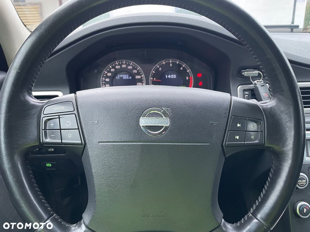 Volvo V70 2.0D Summum - 13