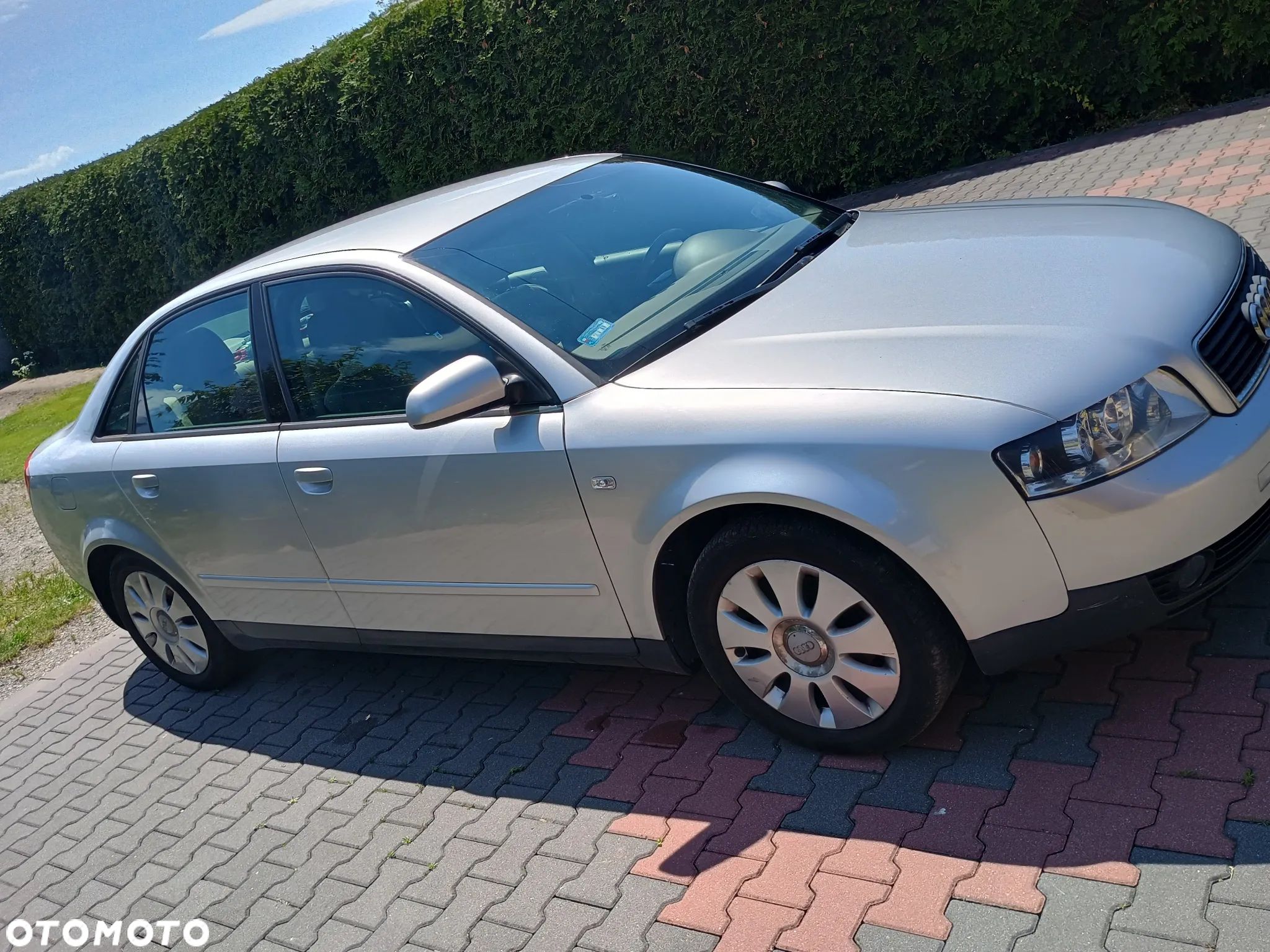 Audi A4 - 1