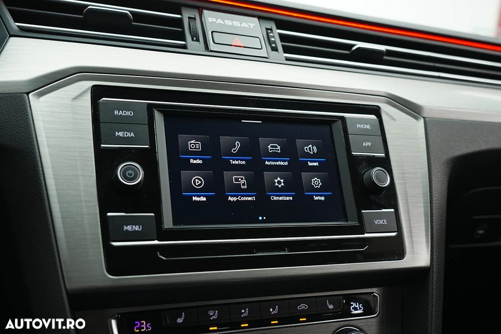 Volkswagen Passat 2.0 TDI SCR DSG Conceptline - 39