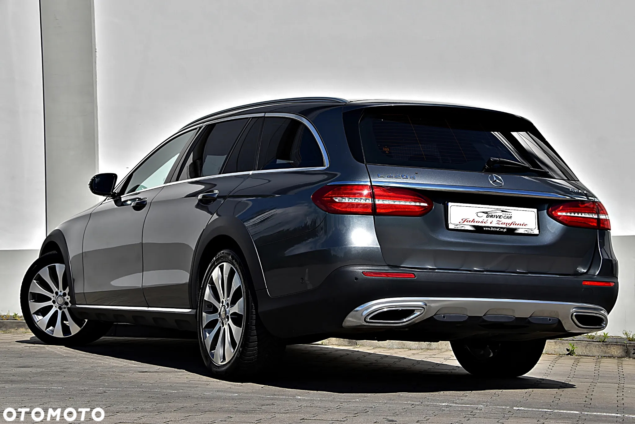 Mercedes-Benz Klasa E 220 d 4Matic T All-Terrain 9G-TRONIC Avantgarde - 4