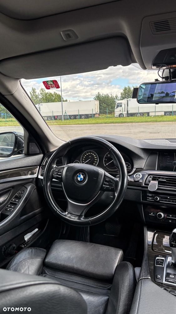 BMW Seria 5 - 13