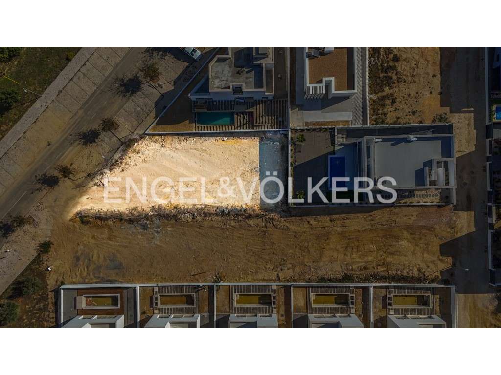 Terreno com projeto para moradia T4 em Tavira - Grande imagem: 3/13