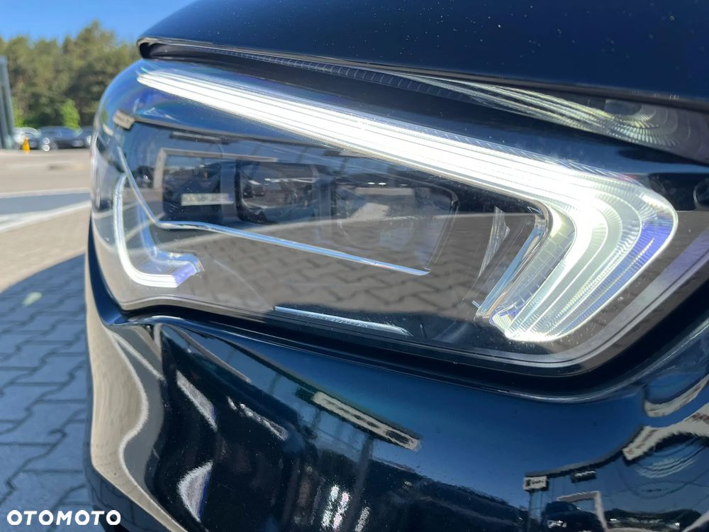 Mercedes-Benz CLA 200 AMG Line 7G-DCT - 35
