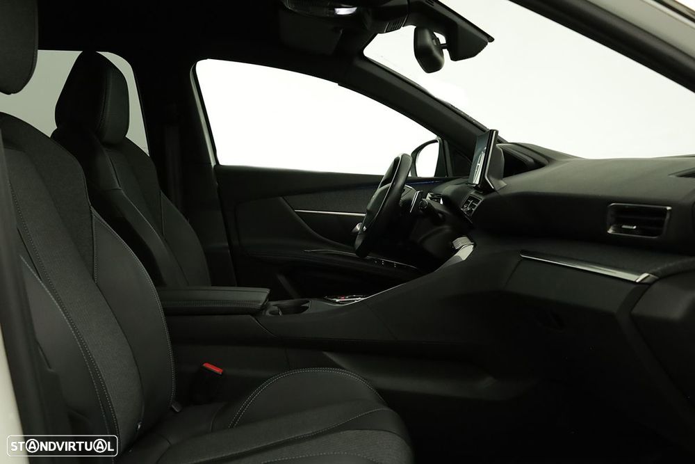 Peugeot 3008 1.5 BlueHDi Allure Pack EAT8 - 22