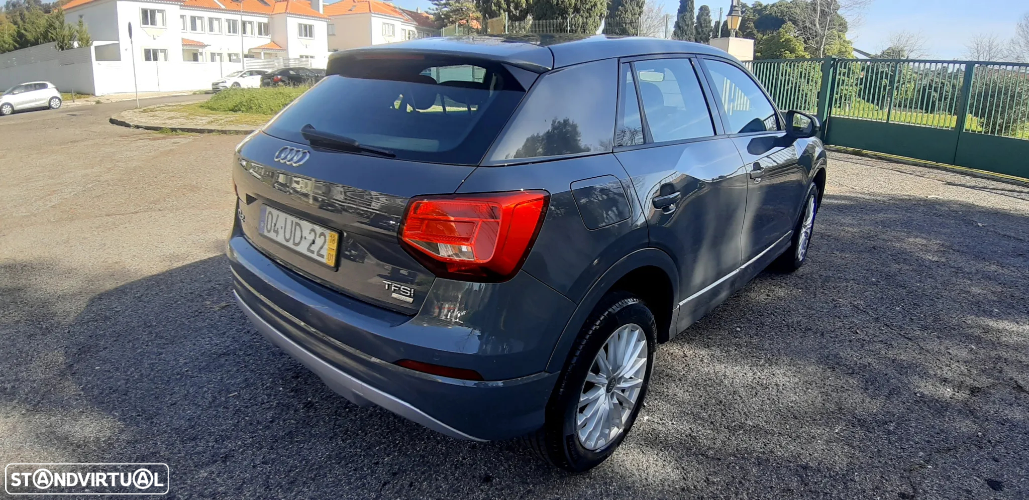 Audi Q2 1.0 TFSI Design S tronic - 5