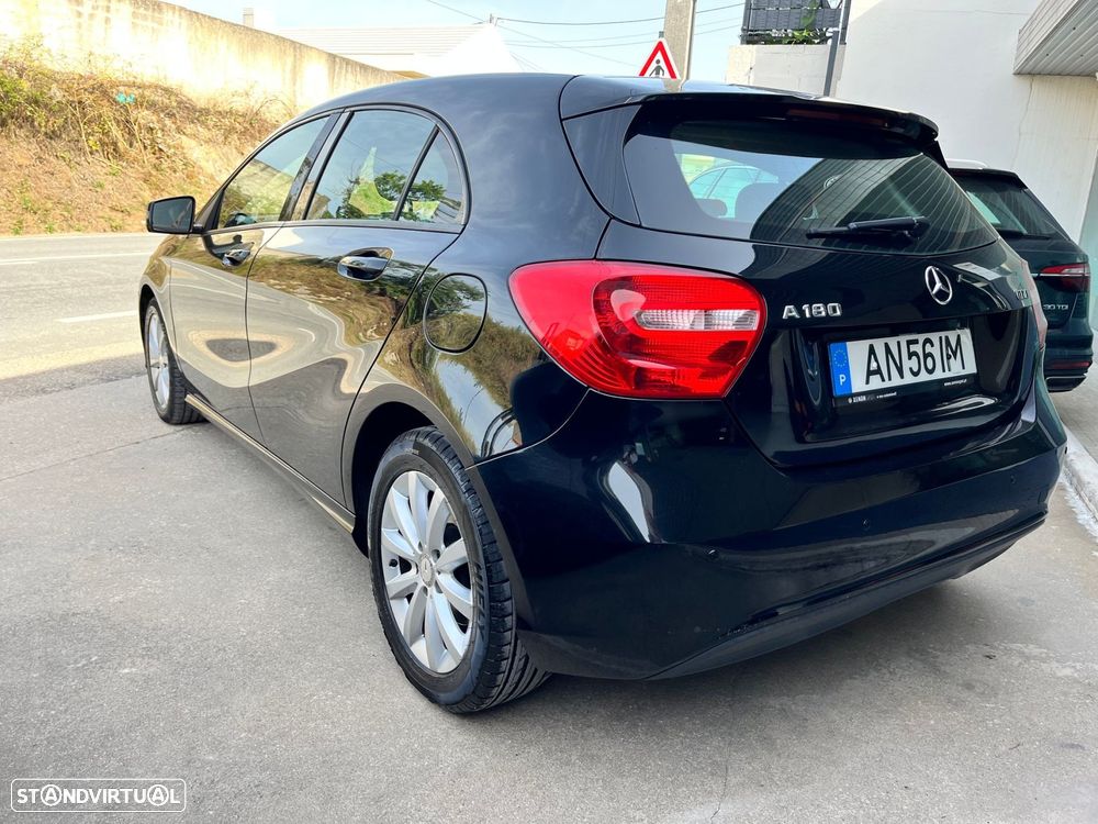 Mercedes-Benz A 180 - 6
