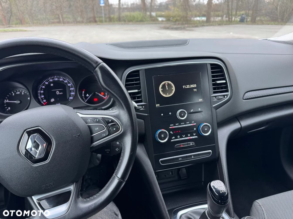 Renault Megane 1.5 Blue dCi Intens - 16