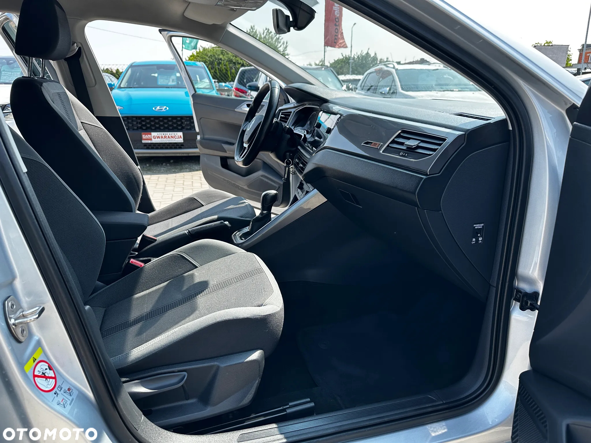 Volkswagen Polo - 23