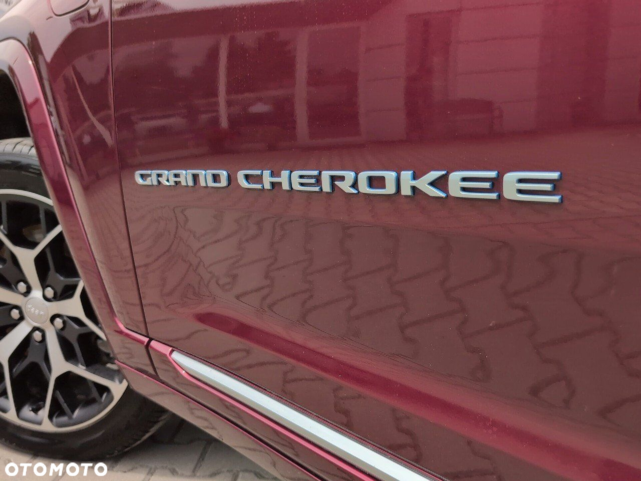 Jeep Grand Cherokee - 29