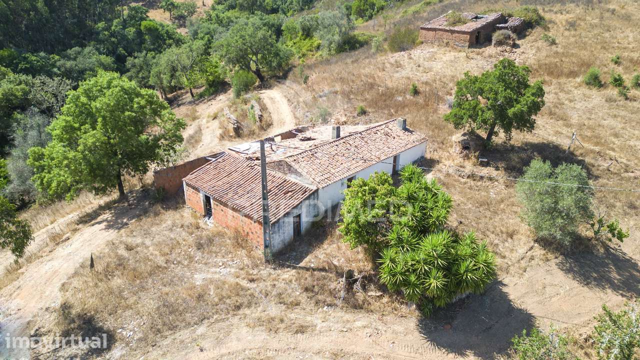 Quinta em Odemira de 14 hectares com água todo o ano - Grande imagem: 4/31