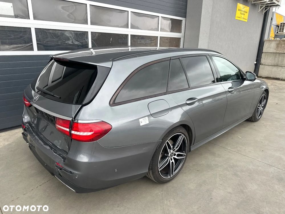 Mercedes-Benz Klasa E 220 d 4-Matic AMG - 3