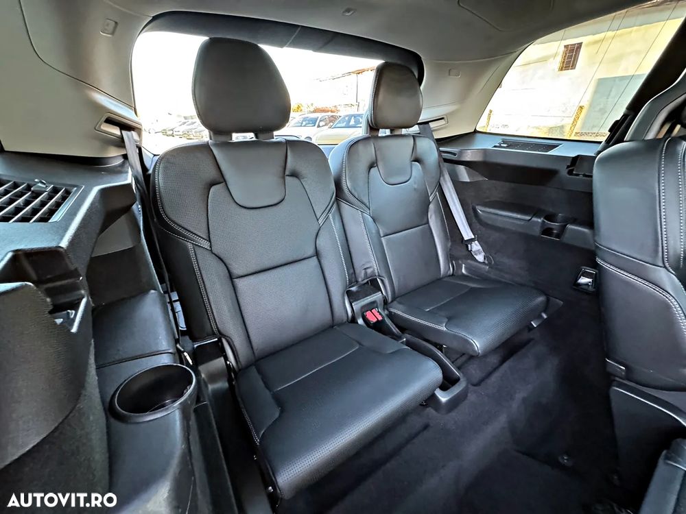 Volvo XC 90 T8 AWD Twin Engine Geartronic Inscription - 8