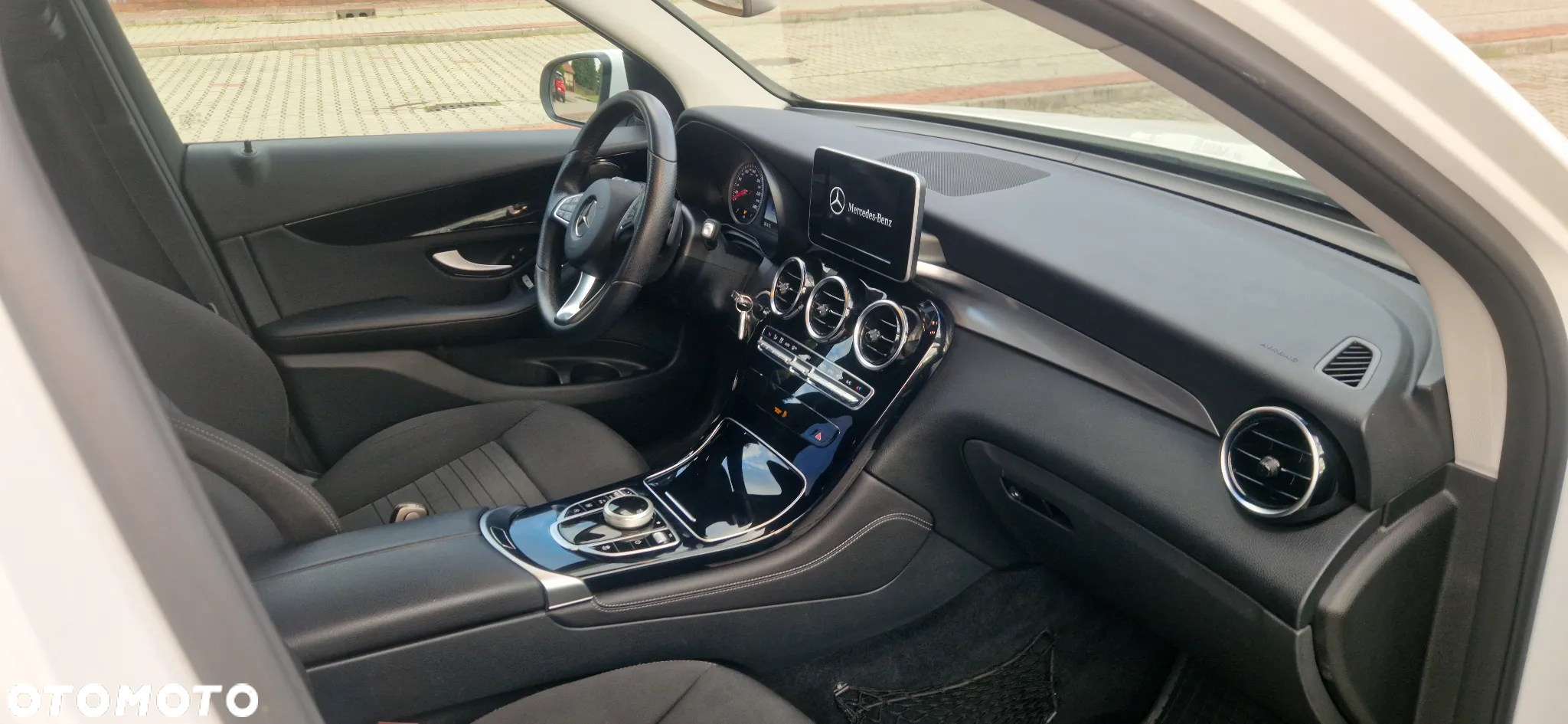 Mercedes-Benz GLC 220 d 4-Matic - 8