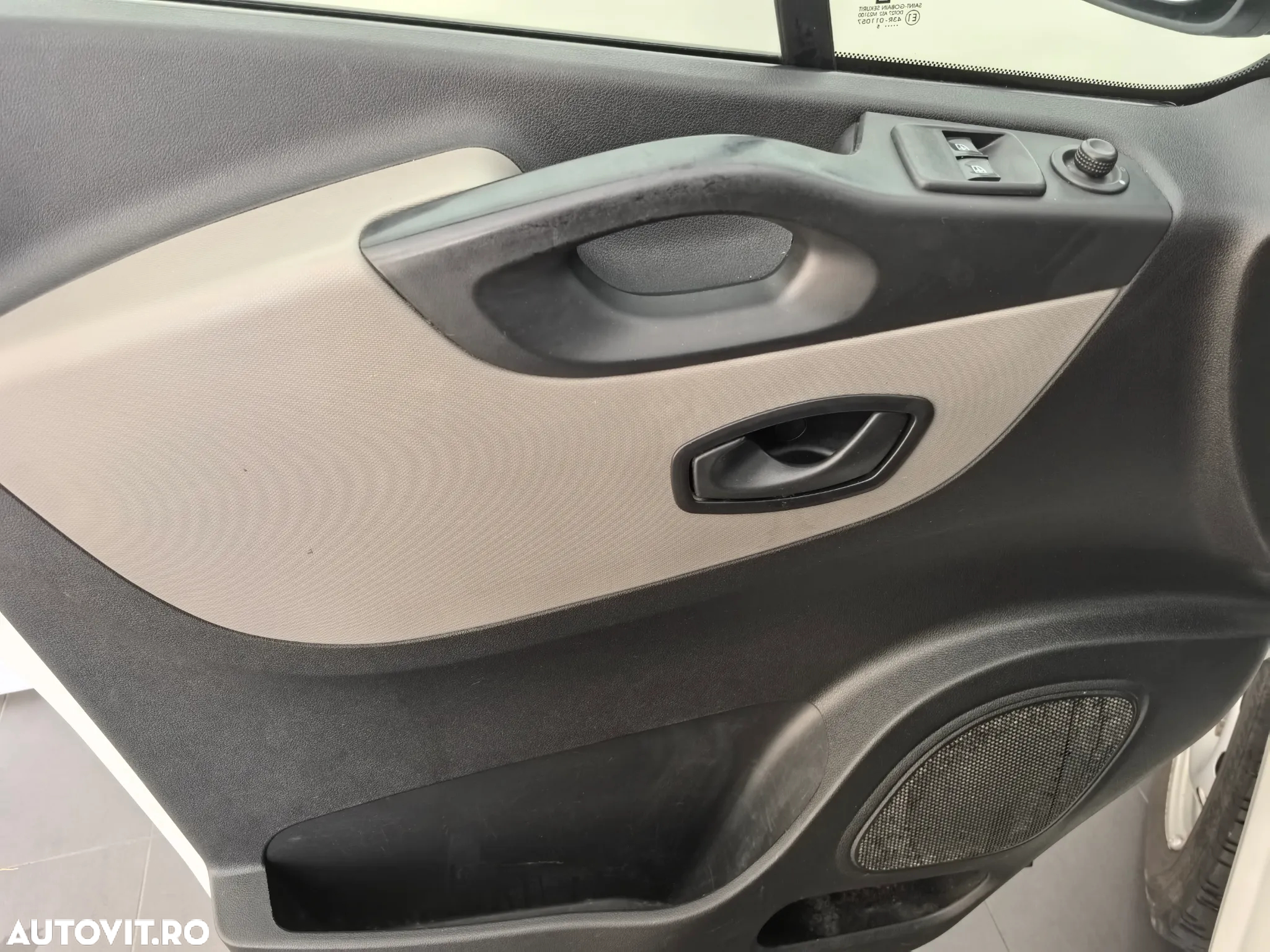 Renault Trafic - 9