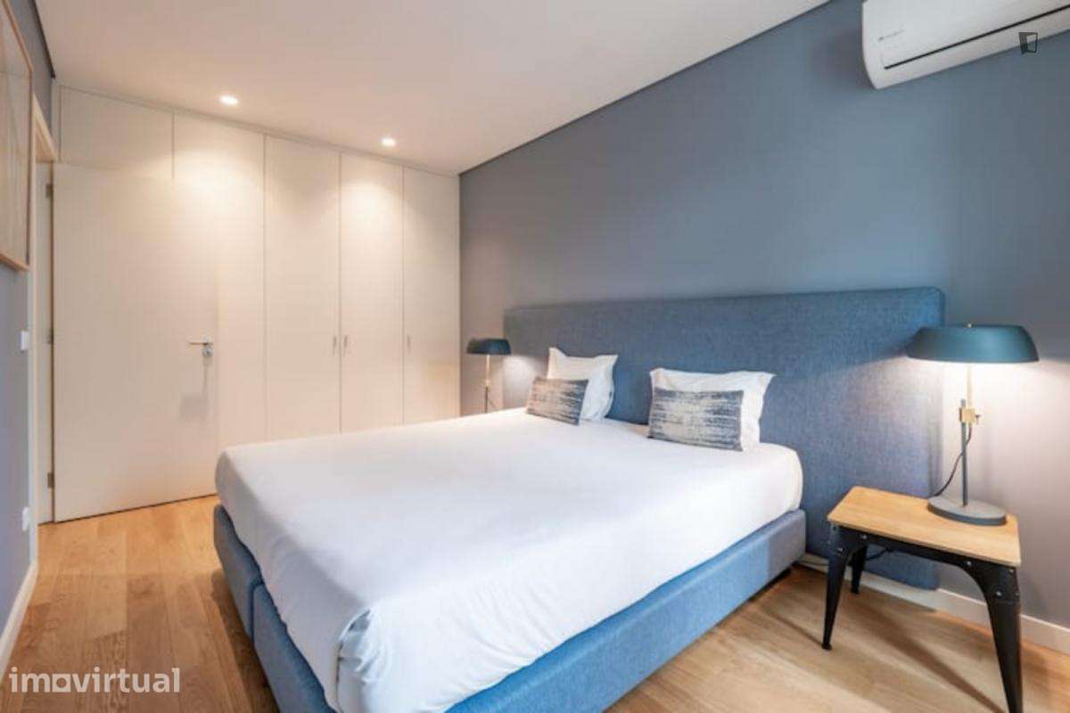 Apartamento com 1 quartos - localizado em Vitória Porto - Grande imagem: 2/16
