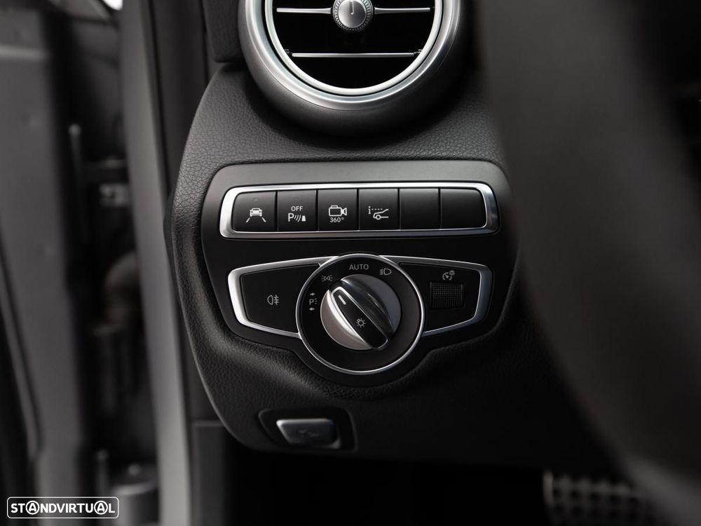 Mercedes-Benz C 63 AMG S - 27