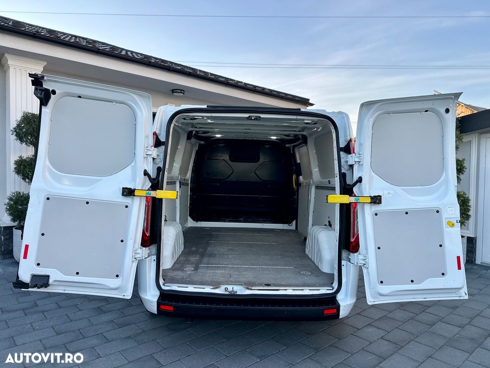Ford Transit Custom - 35