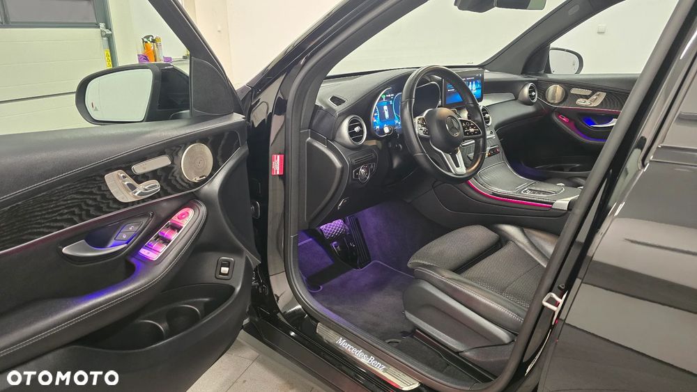 Mercedes-Benz GLC 300 de 4Matic 9G-TRONIC AMG Line Plus - 5