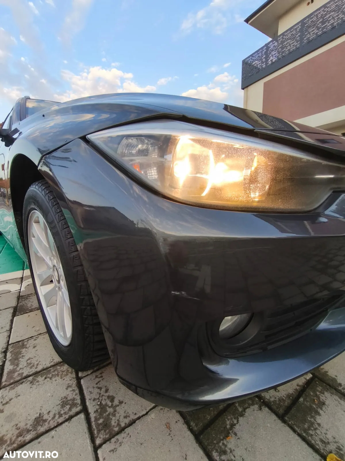 BMW Seria 3 318d Touring - 21