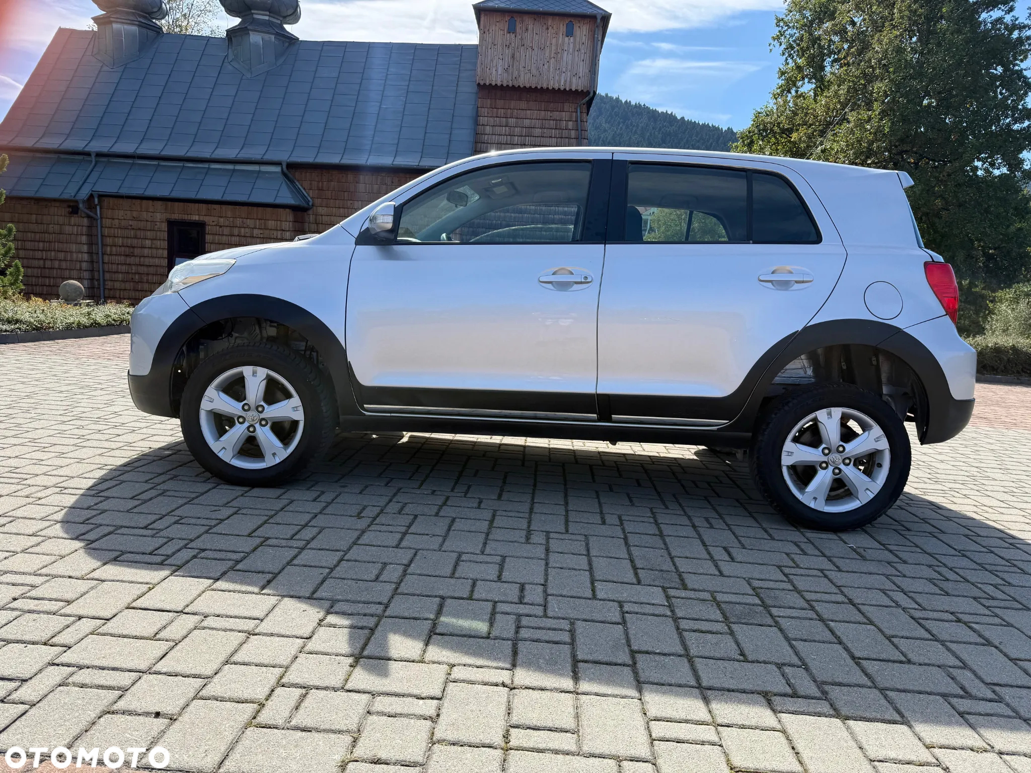 Toyota Urban Cruiser 1.4 D-4D 4x4 - 4
