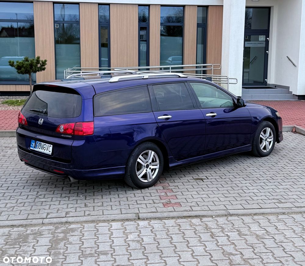 Honda Accord 2.0 i Executive - 6