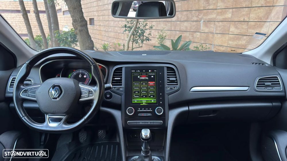 Renault Mégane 1.5 dCi Bose Edition - 17