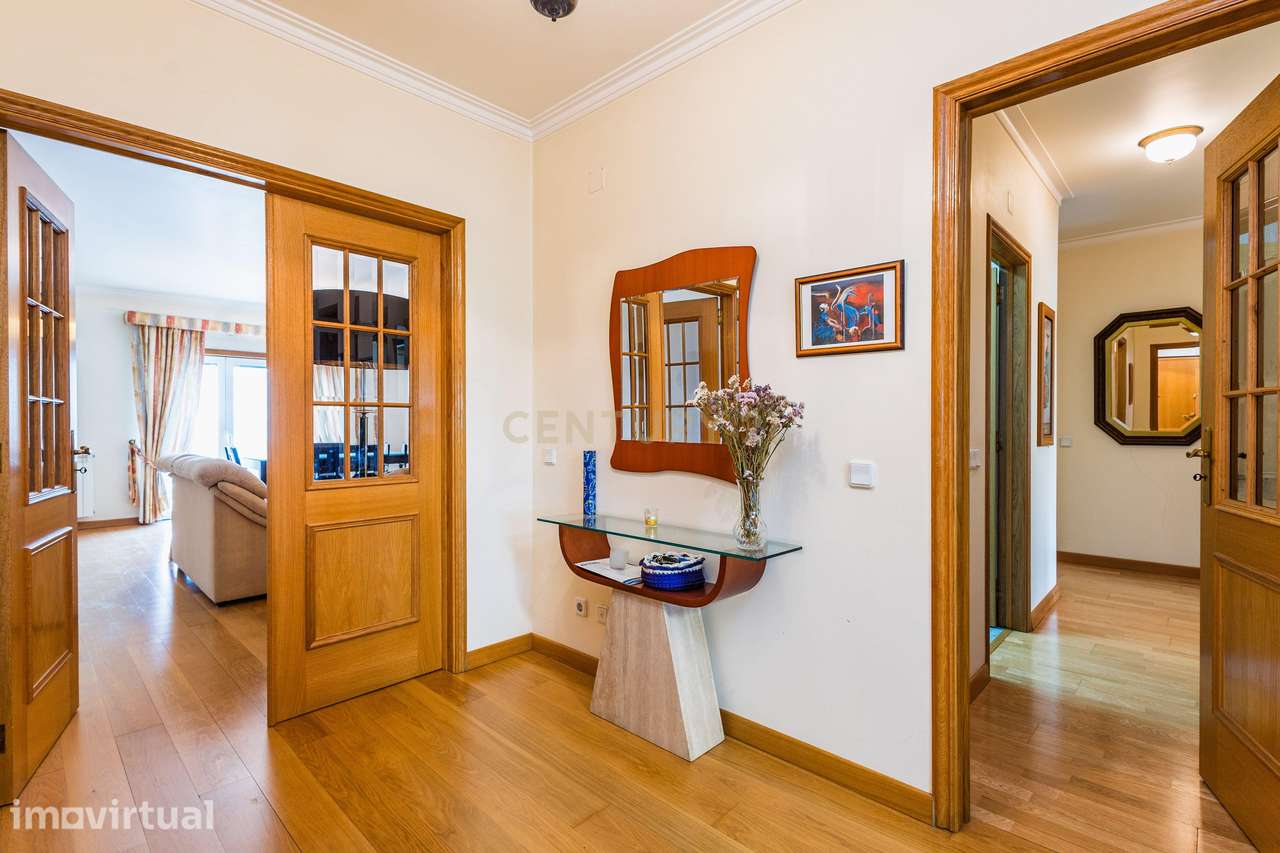 Apartamento T3 à venda em Cruz de Areia – Localização Privilegiada! - Grande imagem: 4/24
