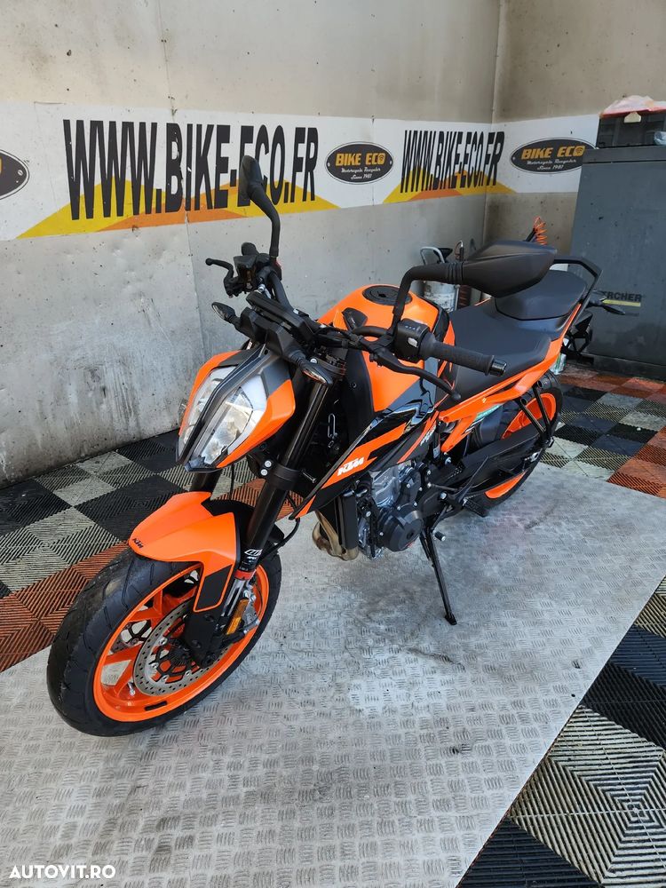 KTM 890 Duke GP - 5