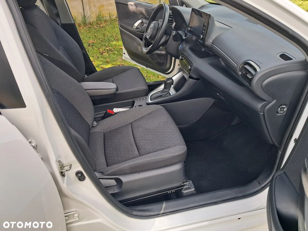 Toyota Yaris - 25