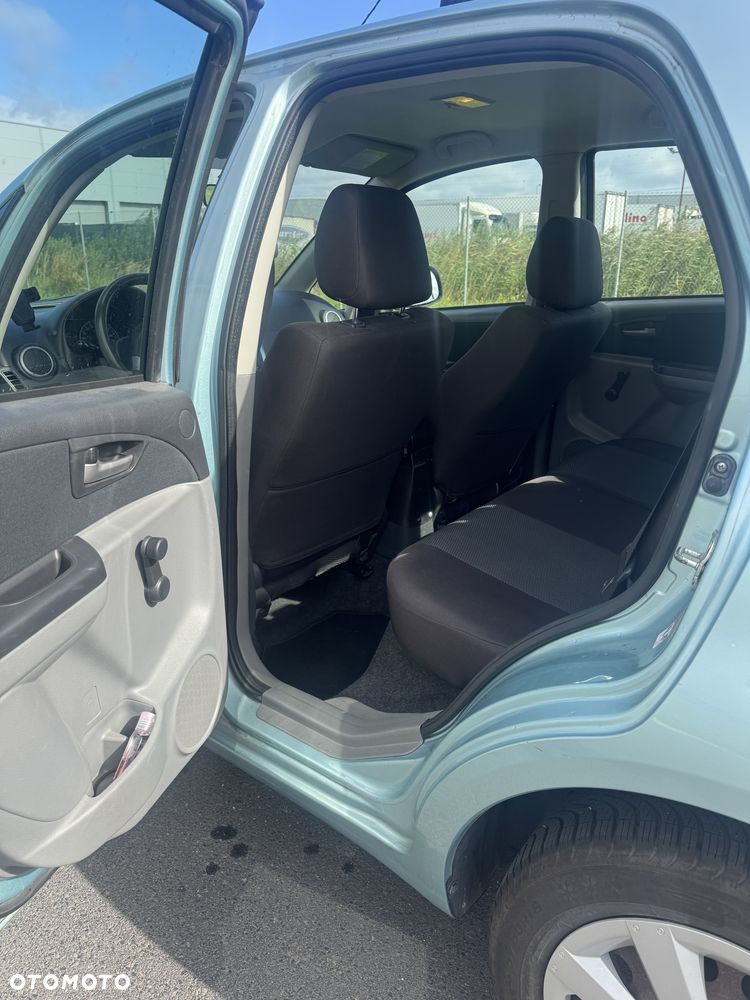 Suzuki SX4 1.9 DDiS DPF 4x2 Comfort - 10