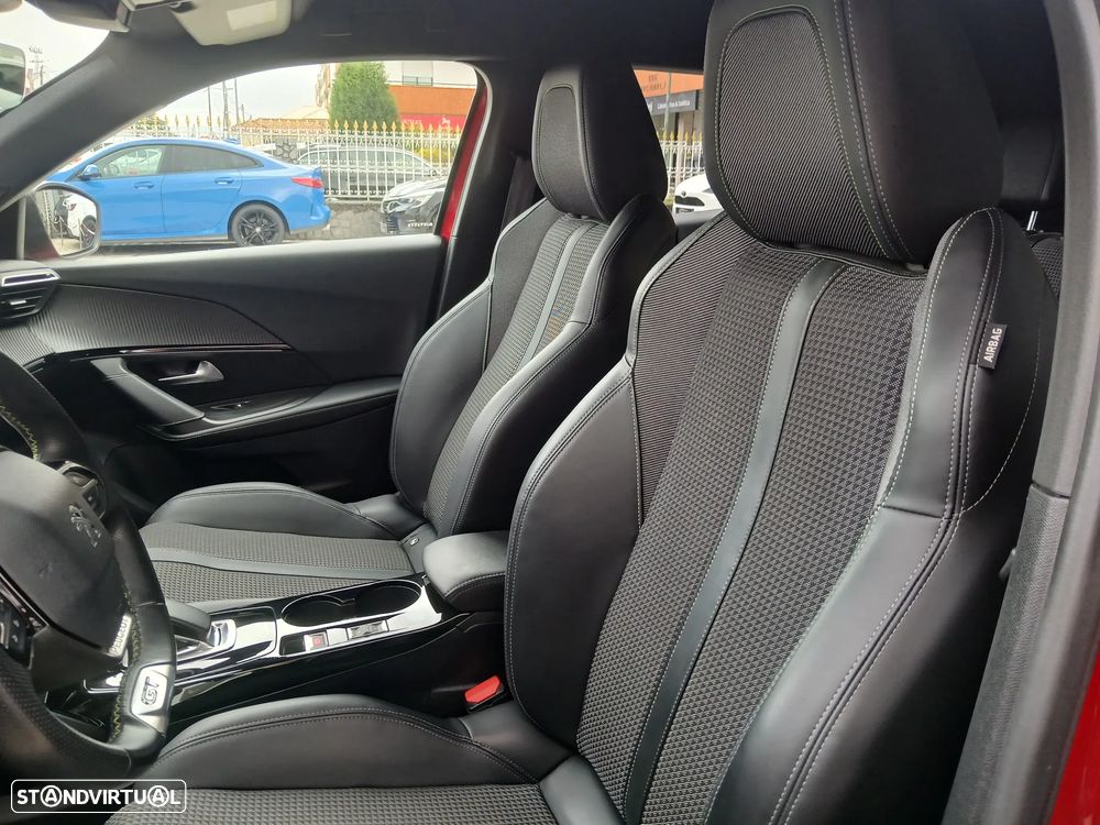 Peugeot e-2008 GT - 16