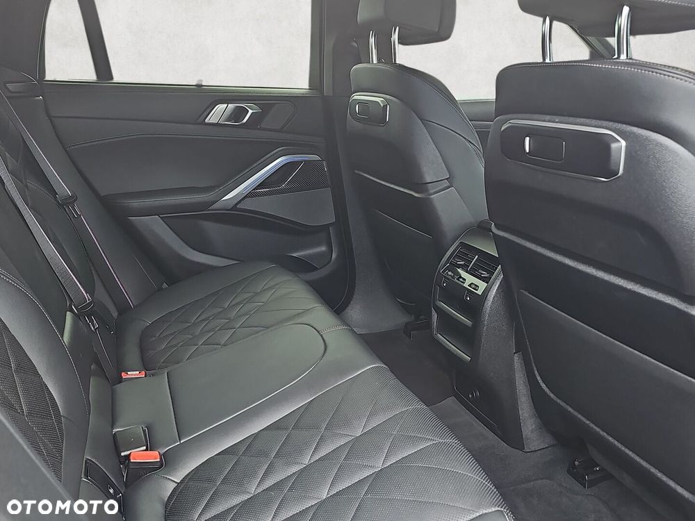 BMW X6 - 31