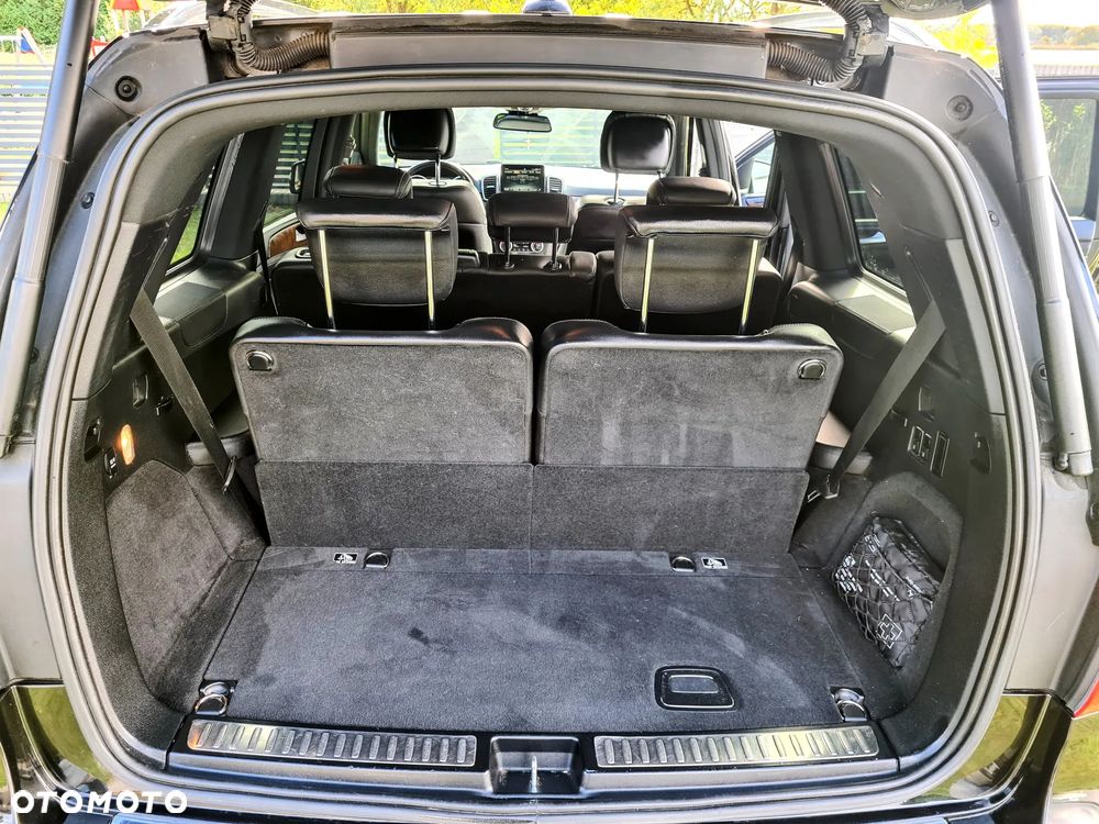 Mercedes-Benz GLS 350 d 4-Matic - 11