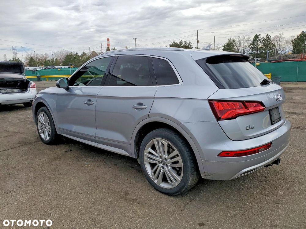 Audi Q5 2.0 TFSI Quattro S tronic design - 3