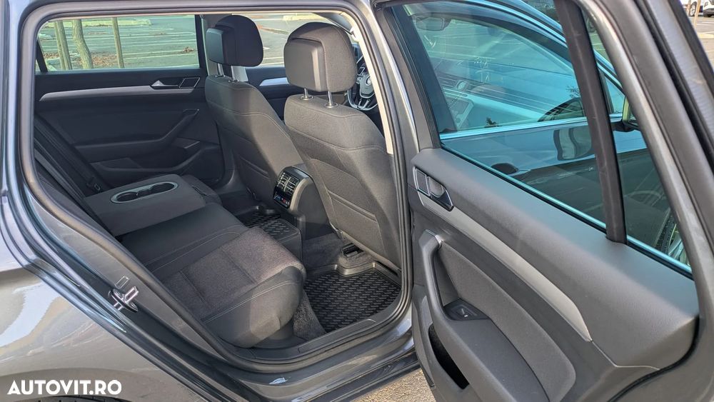Volkswagen Passat Variant 2.0 TDI DSG Comfortline - 15