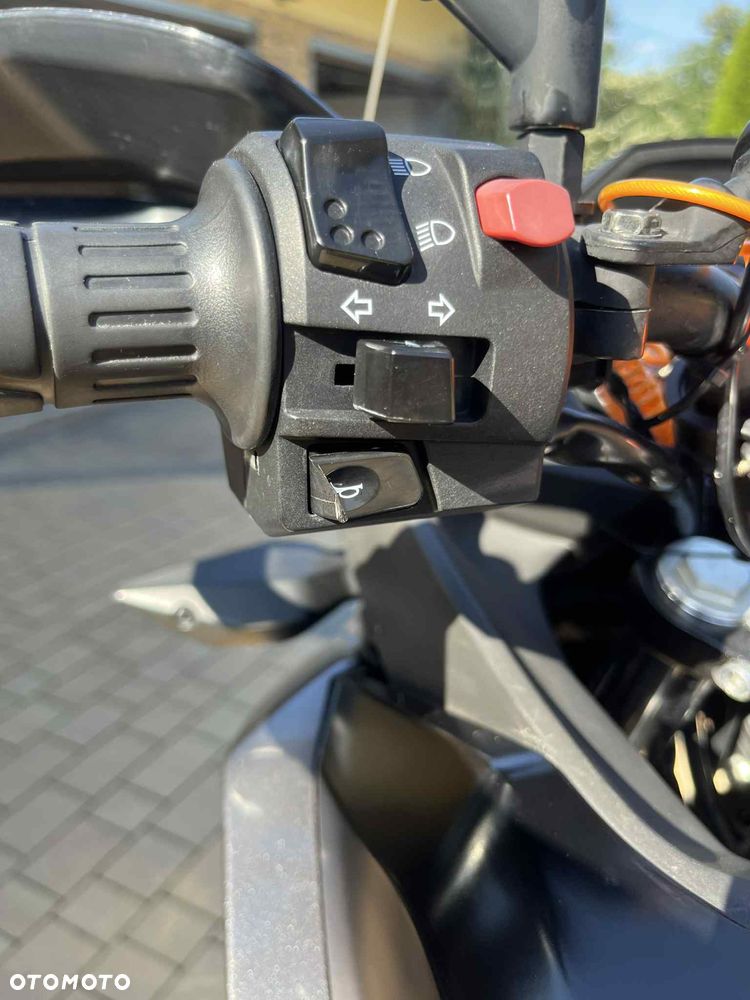 Kawasaki Versys-X 300 - 13