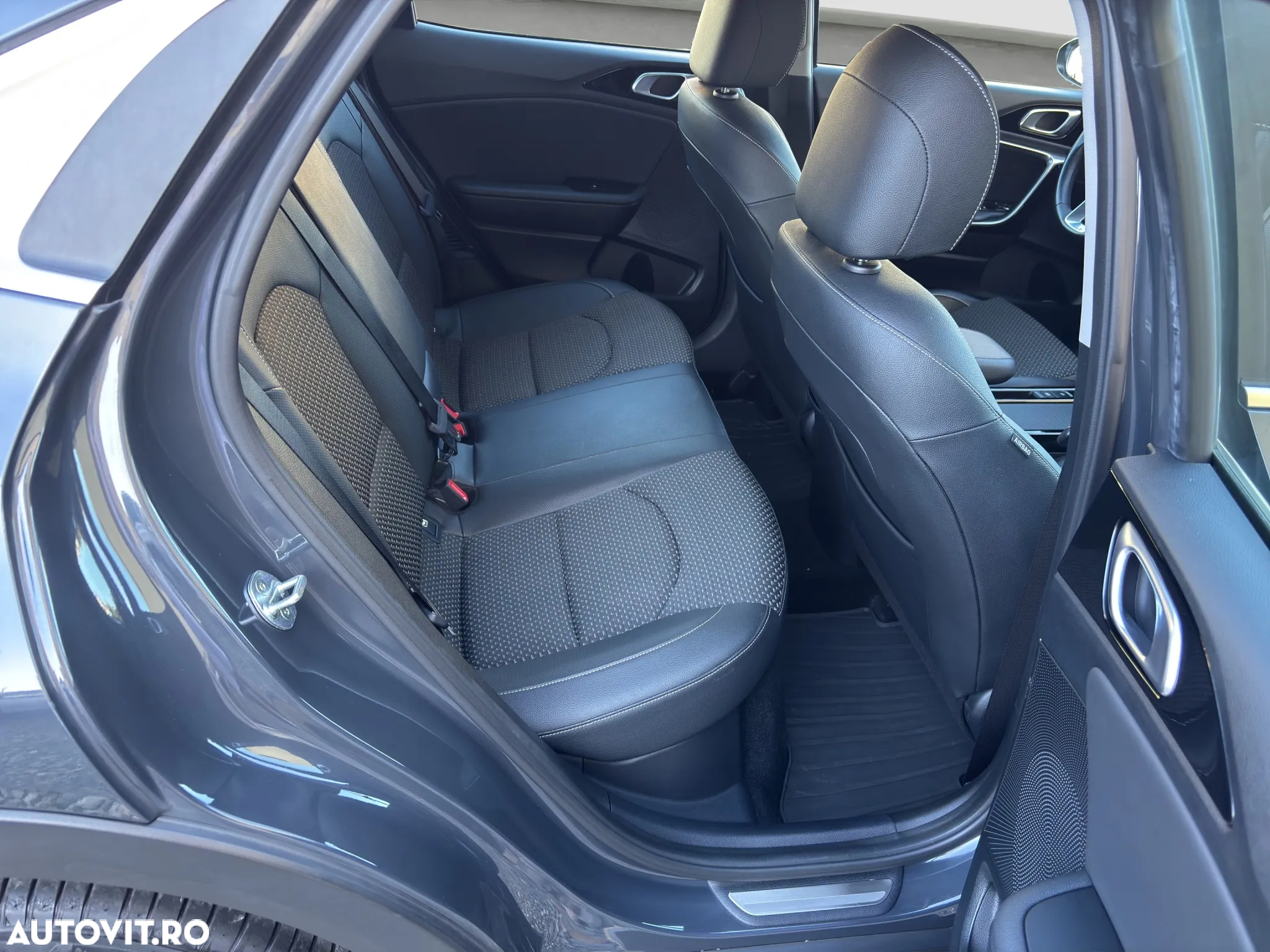 Kia XCeed 1.6 GDI DCT6 OPF Plug-in-Hybrid Vision - 19