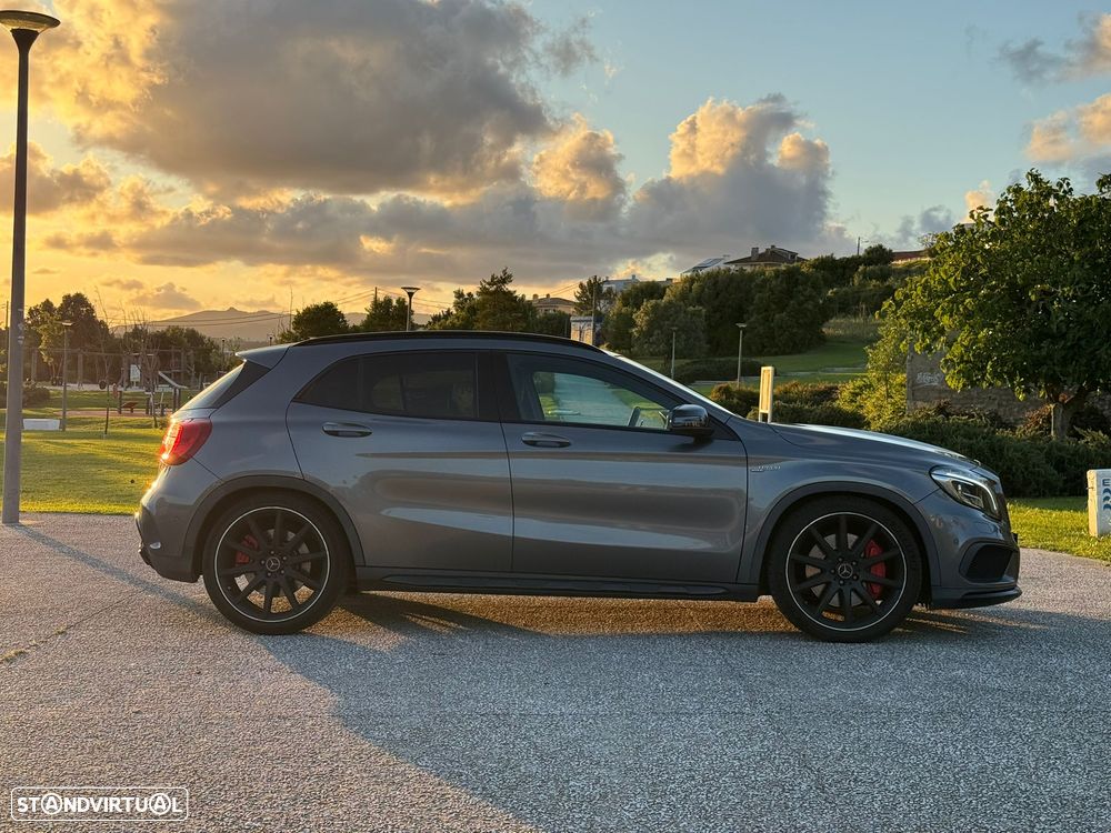 Mercedes-Benz GLA 45 AMG 4Matic 7G-DCT Edition 1 - 3