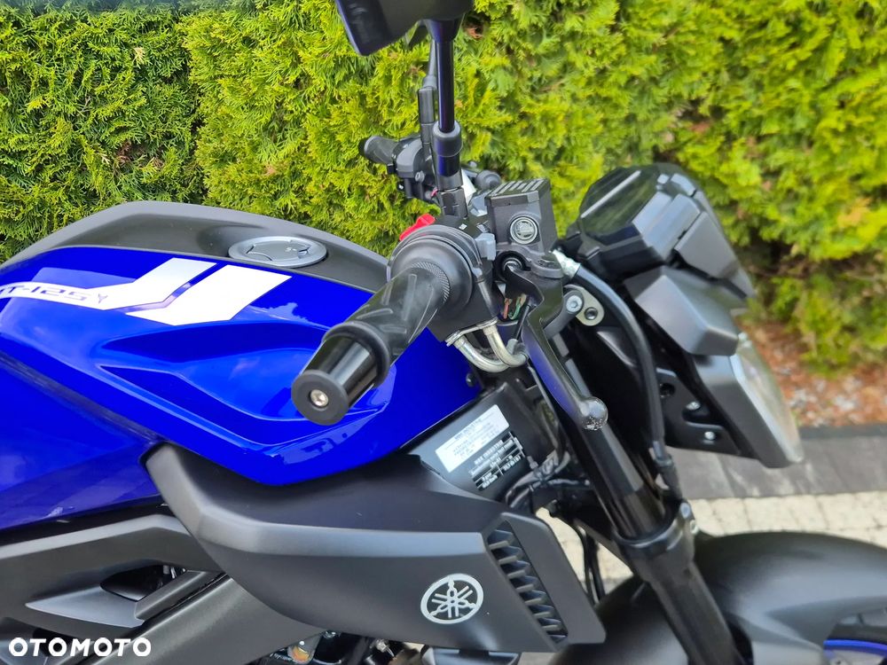 Yamaha MT - 10
