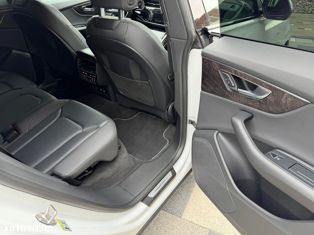 Audi Q8 3.0 55 TFSI quattro Tiptronic MHEV - 19