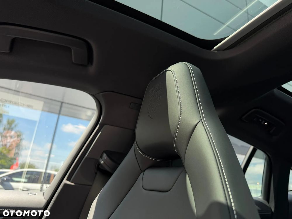 Porsche Panamera 4S E-Hybrid - 32