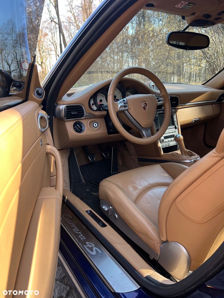 Porsche 911 Carrera 4 S - 20