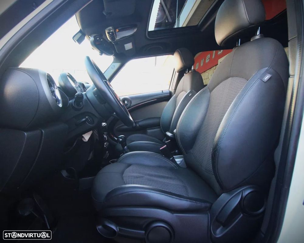 MINI Countryman Cooper D Aut. — fotografia 9