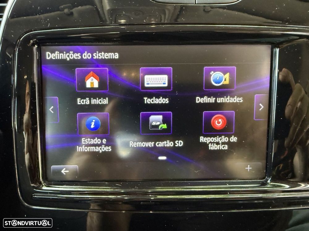 Renault Captur 1.5 dCi Exclusive XMOD EDC - 23